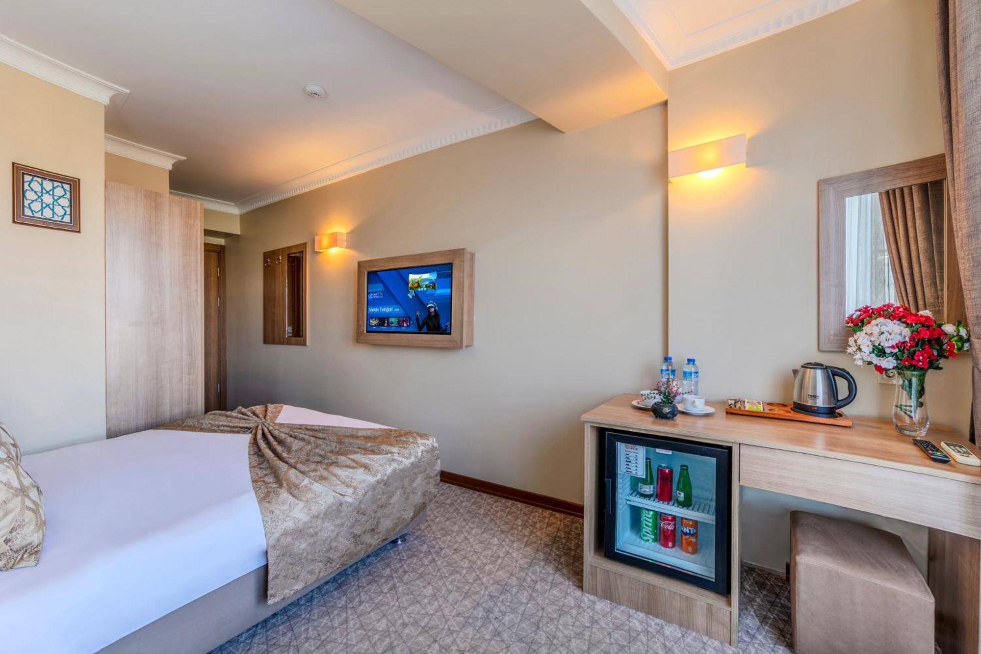 Sultan Hamit Hotel Istanbul Exterior foto